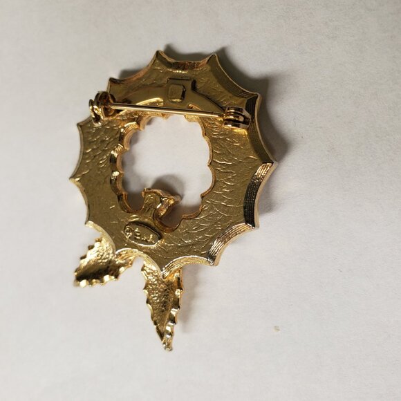 Vintage Signed BJ Christmas Wreath Brooch - Picture 7 of 7